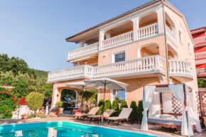 Apartments Villa Chiara, ground floor by the pool